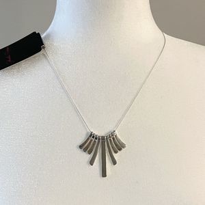 🎉 Host Pick 🎉 Silver Plated Necklace